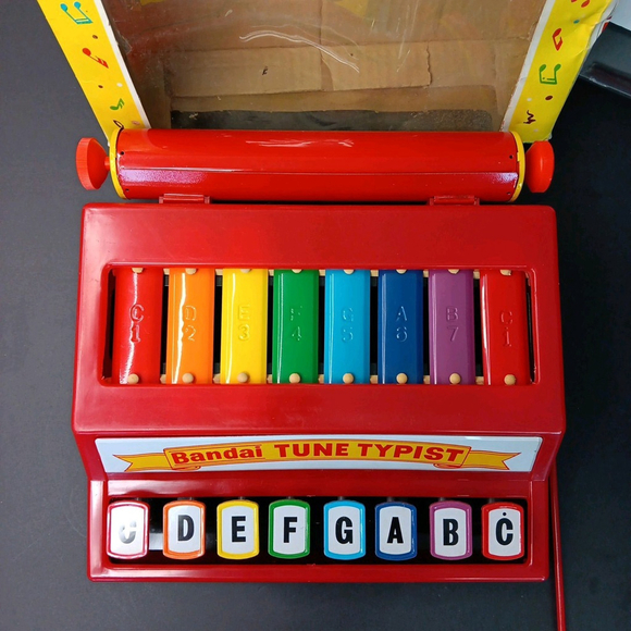 Vintage Musical Tune Toy Bandai Tune Typist Typwriter With Box Made In JAPAN - Picture 4 of 16
